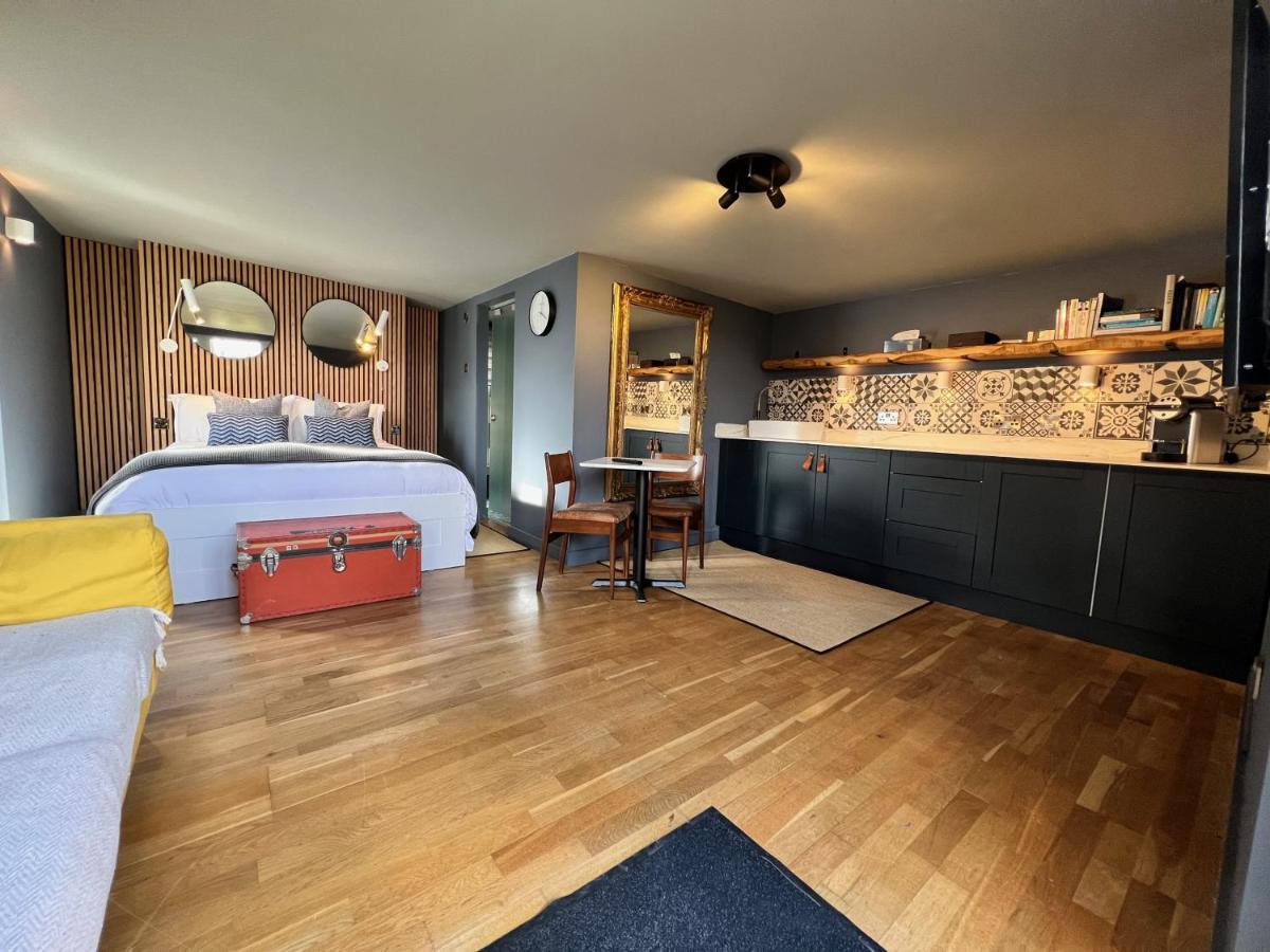 Rockmount Rooms & Apartment Tavistock  Bagian luar foto